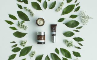 撫平歲月的痕跡 10款人氣頸霜推薦 讓你回復年輕美頸 妳的煩惱顧問 Trouble Care